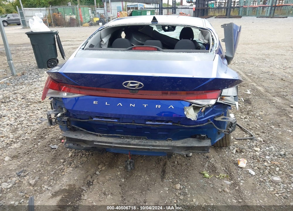 2022 HYUNDAI ELANTRA SEL VIN: KMHLS4AG8NU288789