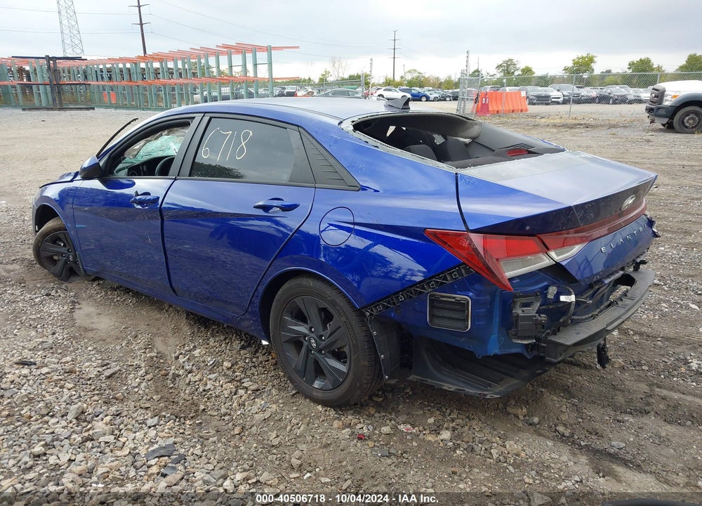 2022 HYUNDAI ELANTRA SEL VIN: KMHLS4AG8NU288789