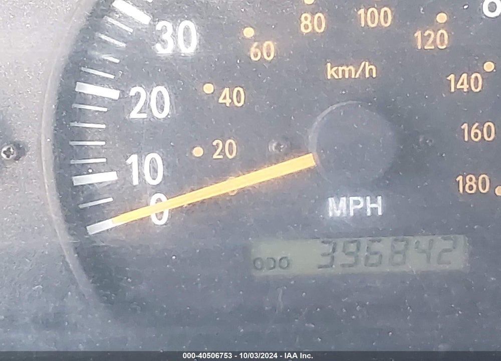 2003 TOYOTA TUNDRA SR5 V8 VIN: 5TBRT34193S370571