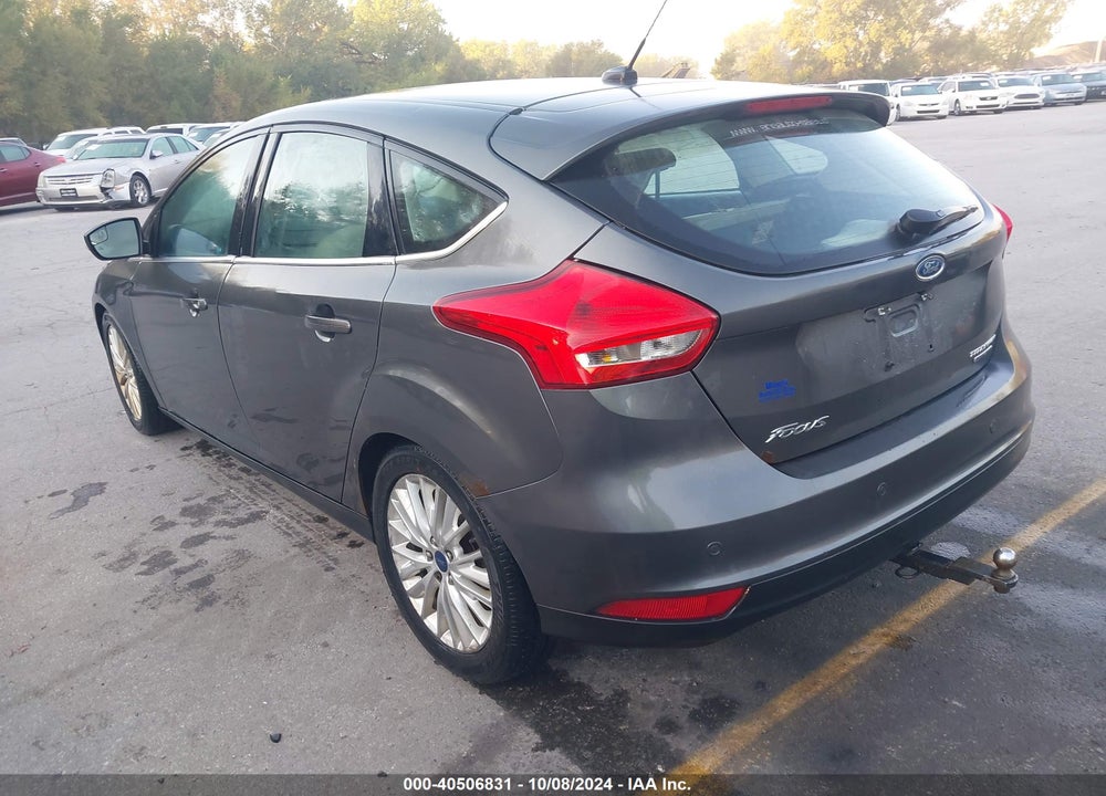 2015 FORD FOCUS TITANIUM VIN: 1FADP3N25FL294064