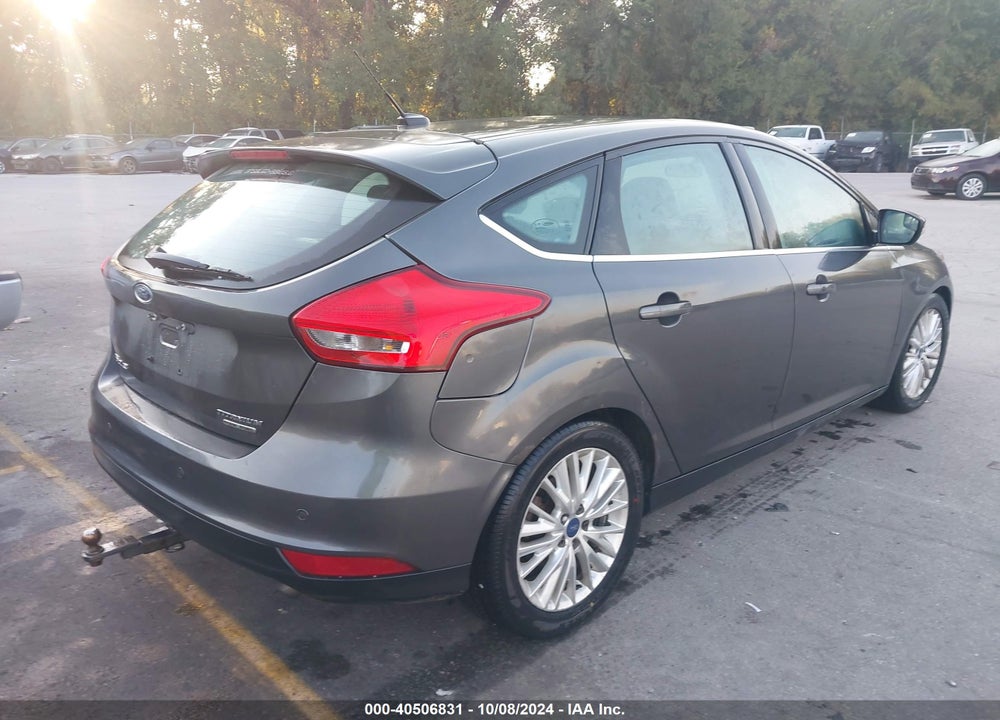2015 FORD FOCUS TITANIUM VIN: 1FADP3N25FL294064
