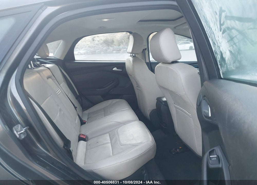 2015 FORD FOCUS TITANIUM VIN: 1FADP3N25FL294064