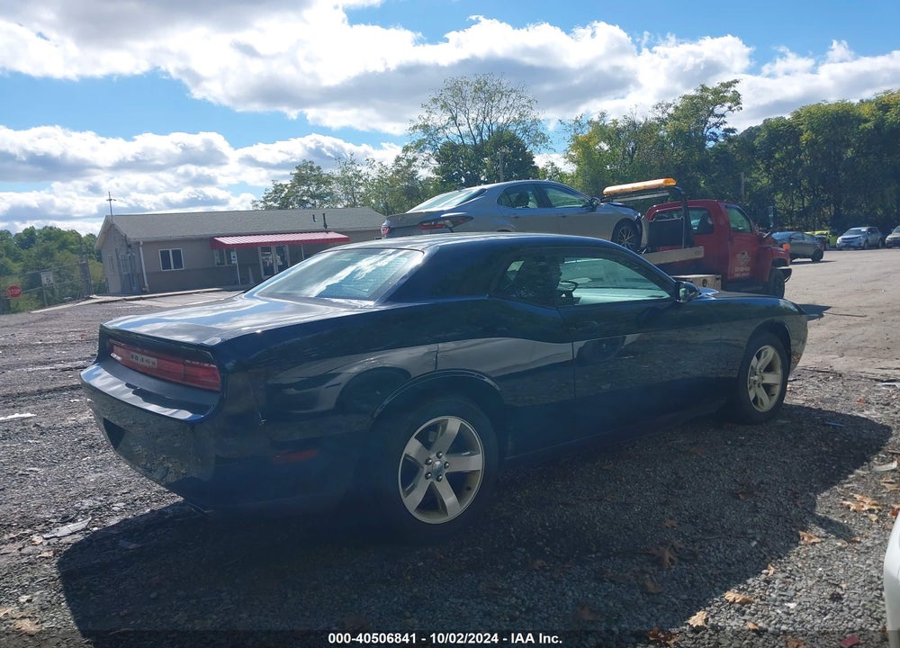 2013 DODGE CHALLENGER SXT VIN: 2C3CDYAG5DH645938