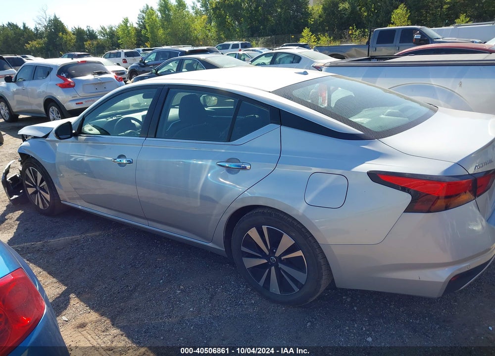 2022 NISSAN ALTIMA SV FWD VIN: 1N4BL4DV1NN313233