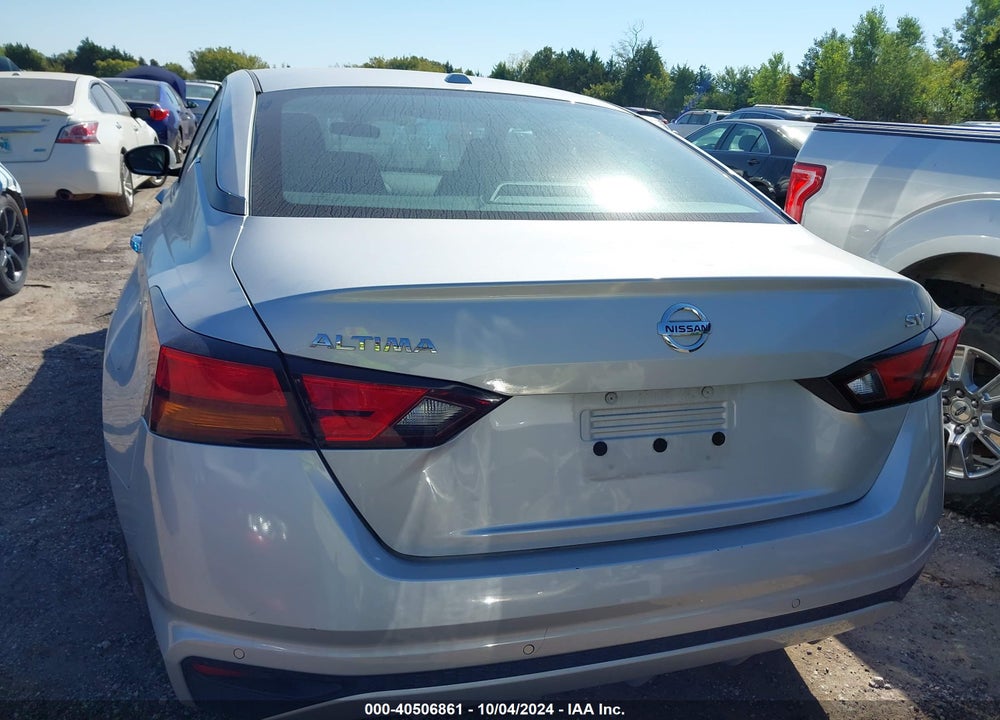 2022 NISSAN ALTIMA SV FWD VIN: 1N4BL4DV1NN313233