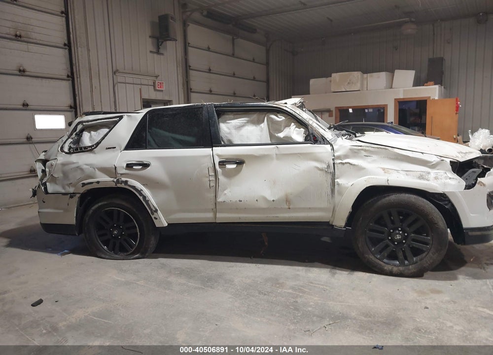 2020 TOYOTA 4RUNNER NIGHTSHADE SPECIAL EDITION VIN: JTEBU5JR9L5750085