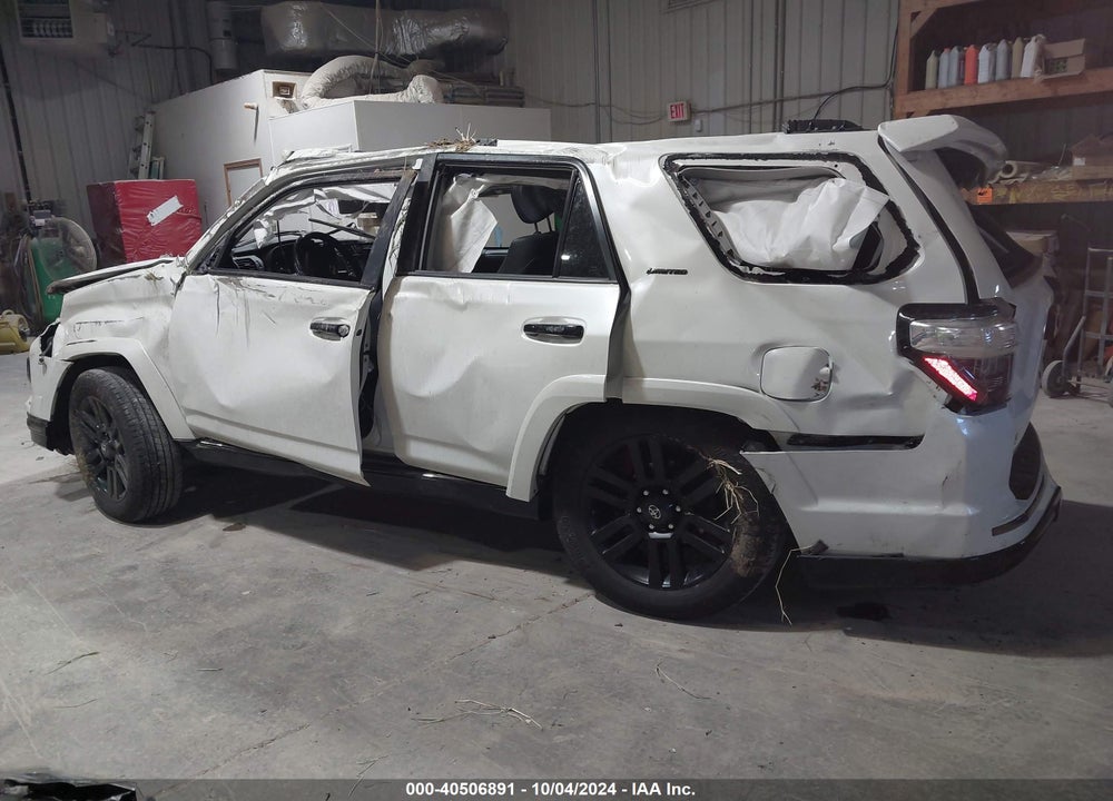 2020 TOYOTA 4RUNNER NIGHTSHADE SPECIAL EDITION VIN: JTEBU5JR9L5750085