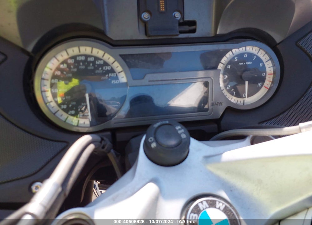 2015 BMW R1200 RT VIN: WB10A1302FZ192859