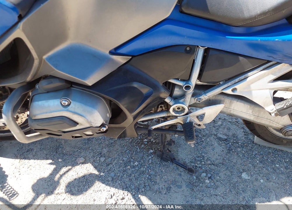 2015 BMW R1200 RT VIN: WB10A1302FZ192859