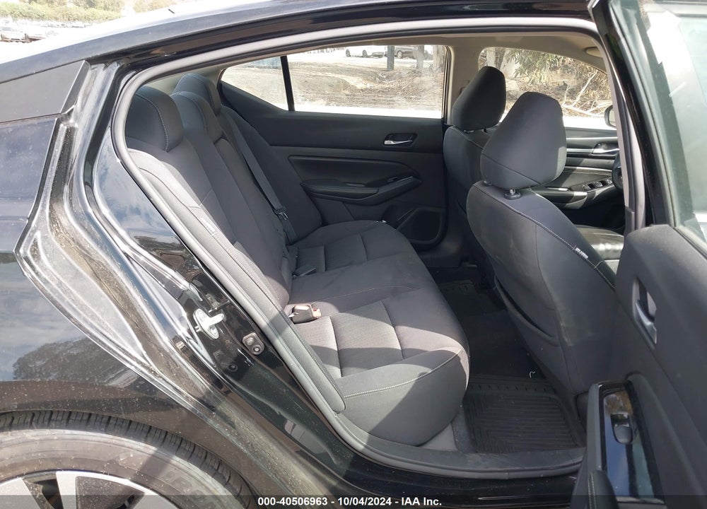 2021 NISSAN ALTIMA SV FWD VIN: 1N4BL4DV7MN412394