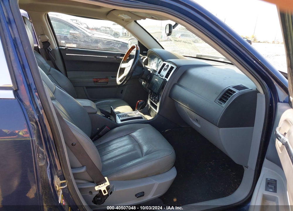 2005 CHRYSLER 300C VIN: 2C3AA63HX5H655103