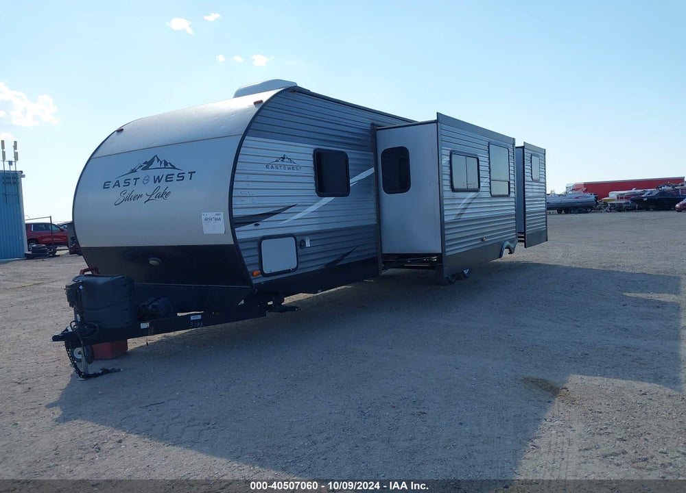 2021 SILVER STREAK 31K3S VIN: 5ZT2SKWBXM9003883