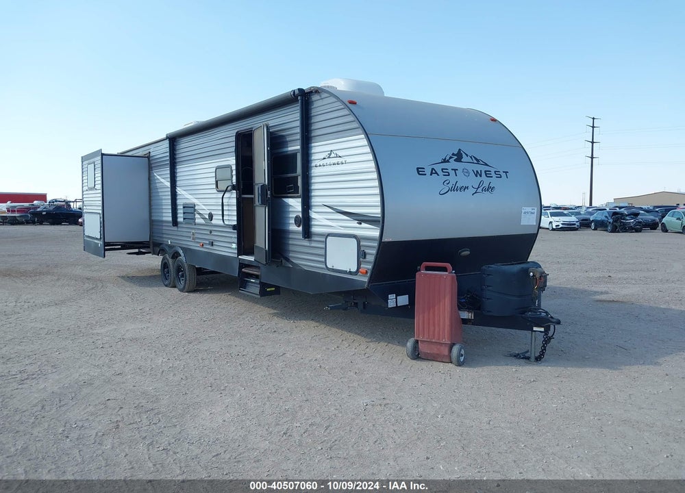 2021 SILVER STREAK 31K3S VIN: 5ZT2SKWBXM9003883