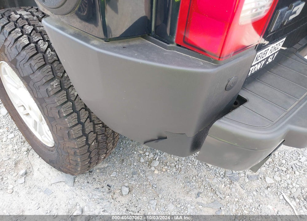2007 HUMMER H3 SUV VIN: 5GTDN13E778166892