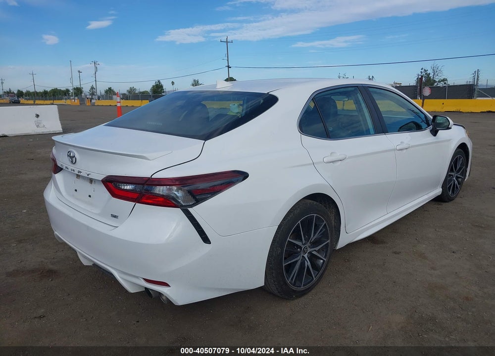 2021 TOYOTA CAMRY SE VIN: 4T1G11AK4MU543489