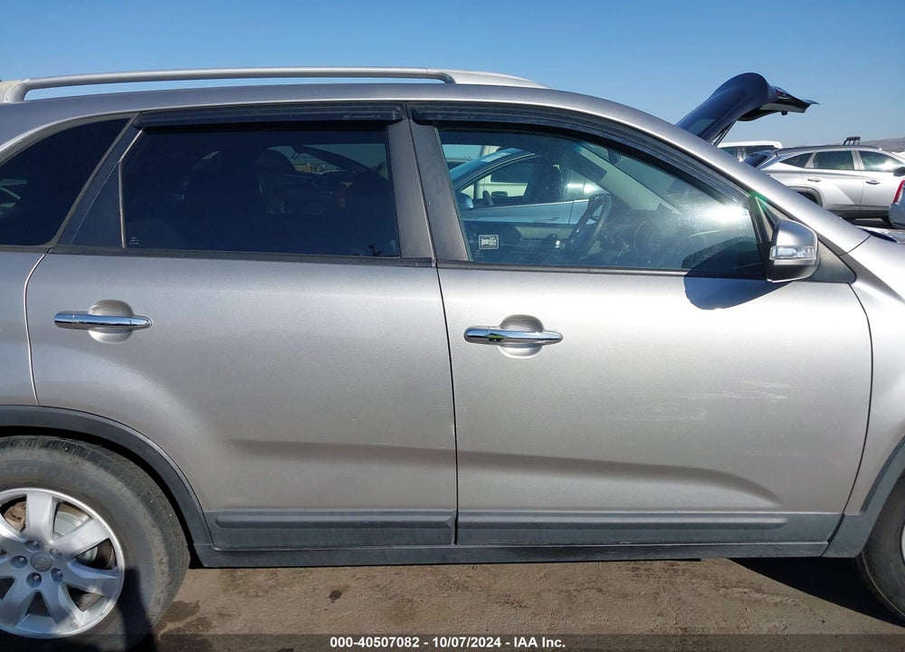 2012 KIA SORENTO LX VIN: 5XYKT3A63CG299972