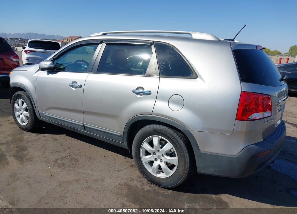 2012 KIA SORENTO LX VIN: 5XYKT3A63CG299972