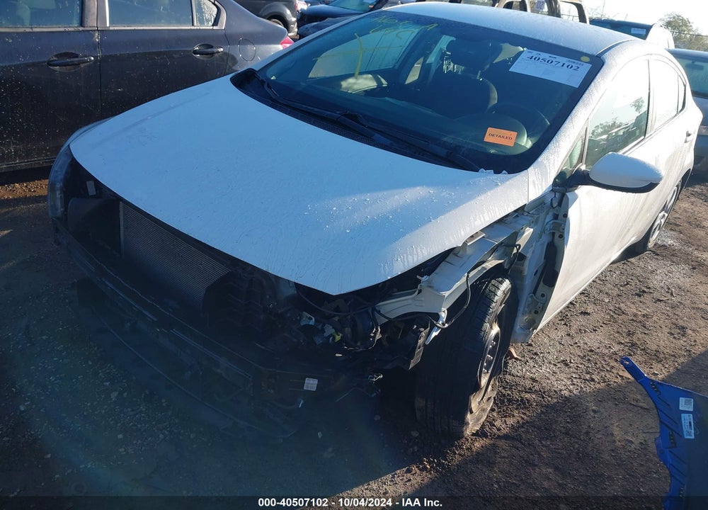 2018 KIA FORTE LX VIN: 3KPFK4A77JE193943