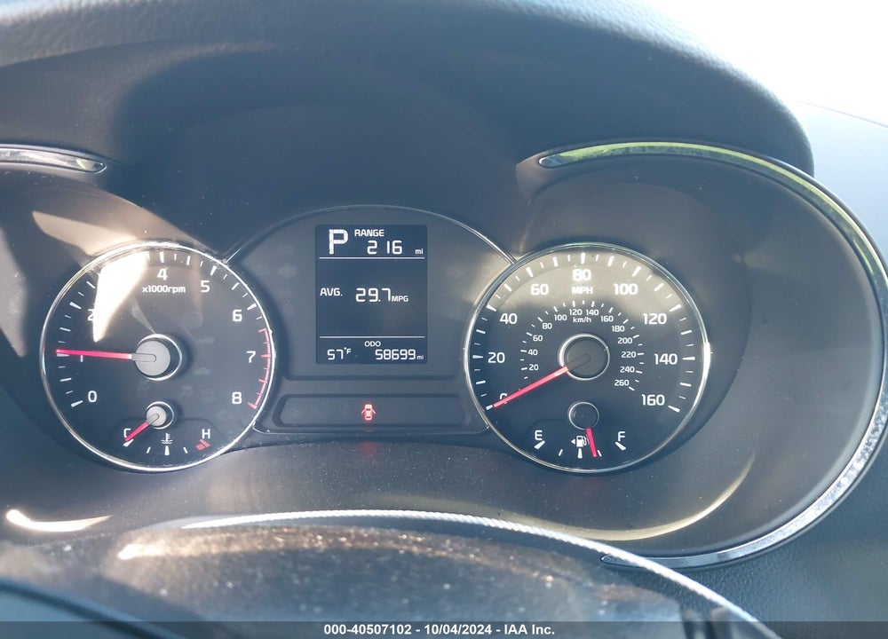 2018 KIA FORTE LX VIN: 3KPFK4A77JE193943