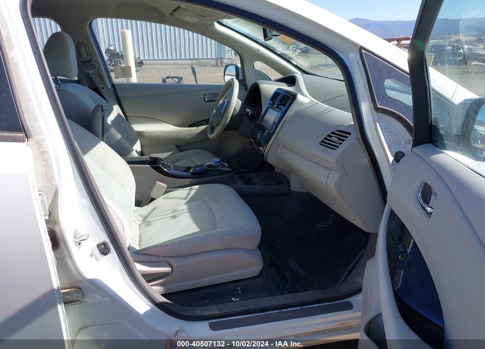 2013 NISSAN LEAF SV VIN: 1N4AZ0CP4DC411947