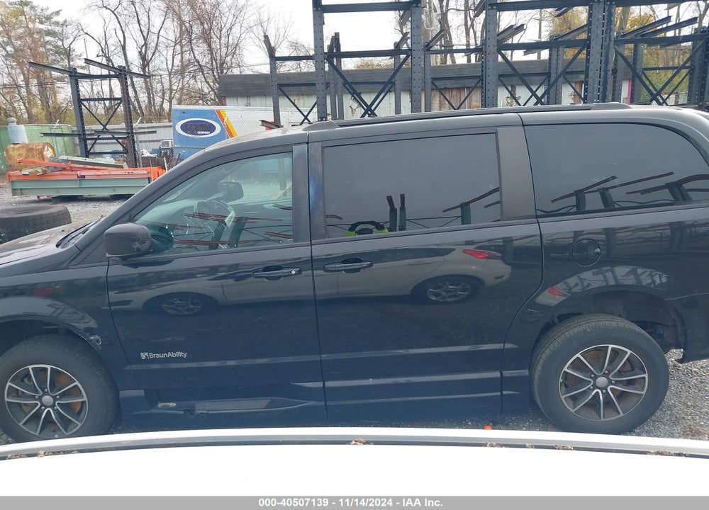 2018 DODGE GRAND CARAVAN GT VIN: 2C4RDGEG0JR341075