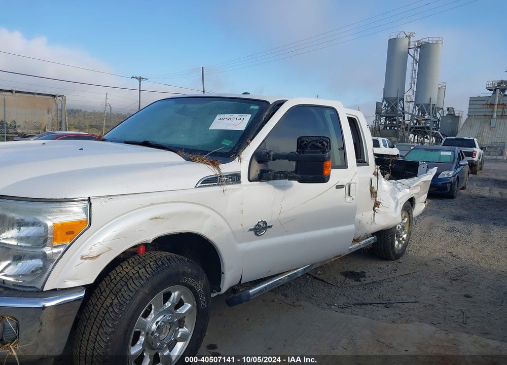 2011 FORD F-250 LARIAT VIN: 1FT7W2BT9BEA77875