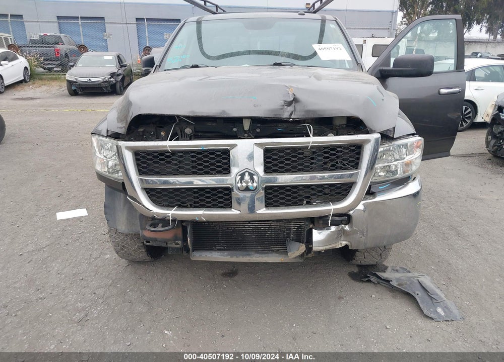 2016 RAM 2500 SLT VIN: 3C6UR5JL0GG258187