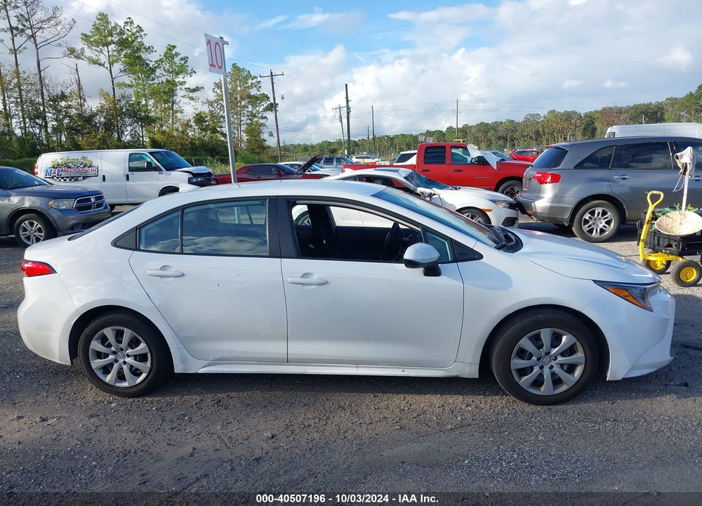 2022 TOYOTA COROLLA LE VIN: 5YFEPMAE2NP355879