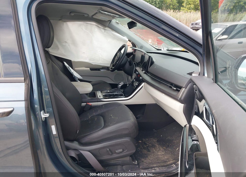2024 KIA CARNIVAL MPV SX VIN: KNDNE5H39R6307227
