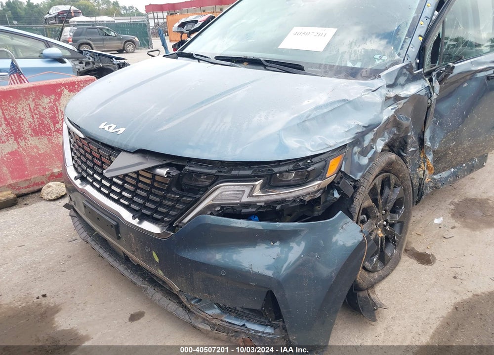 2024 KIA CARNIVAL MPV SX VIN: KNDNE5H39R6307227