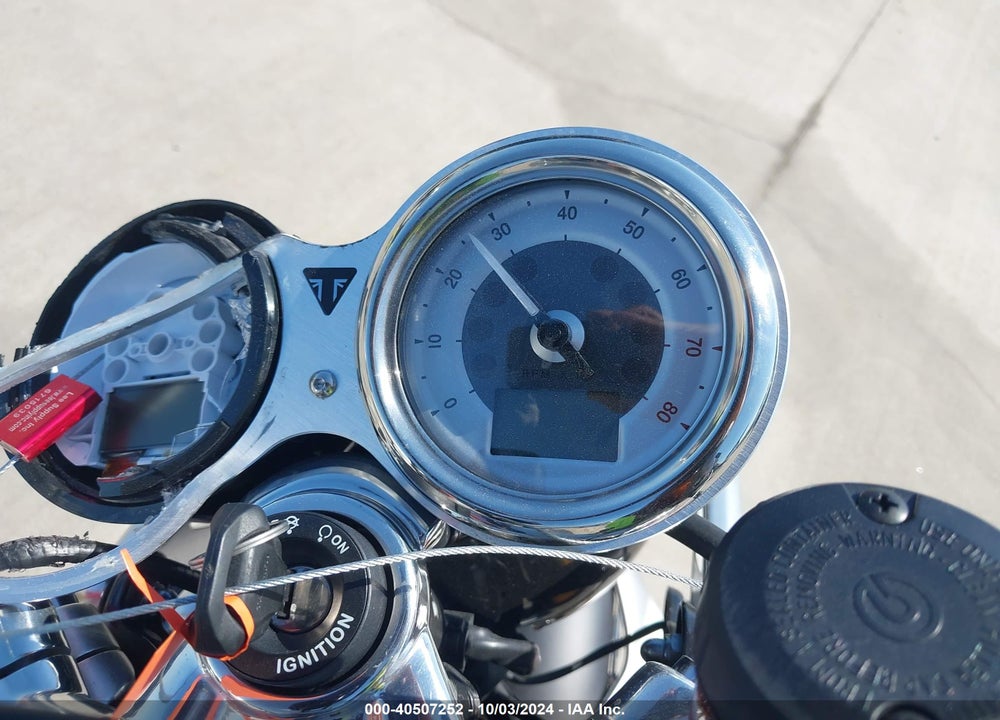 2020 TRIUMPH MOTORCYCLE THRUXTON RS VIN: SMTD56HR5LT994772