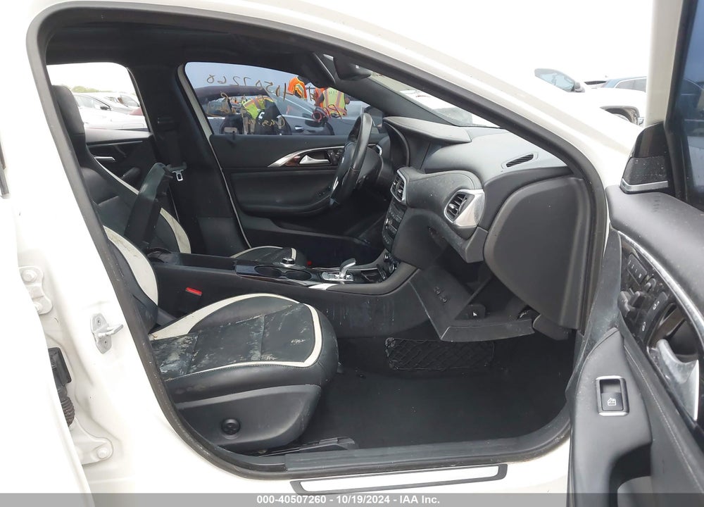2018 INFINITI QX30 SPORT VIN: SJKCH5CP8JA052495