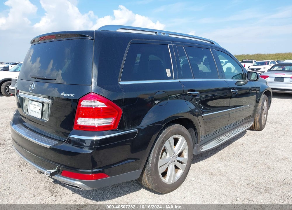 2010 MERCEDES-BENZ GL 450 4MATIC VIN: 4JGBF7BE7AA533978