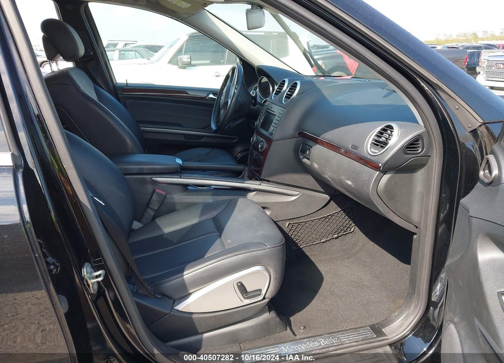 2010 MERCEDES-BENZ GL 450 4MATIC VIN: 4JGBF7BE7AA533978