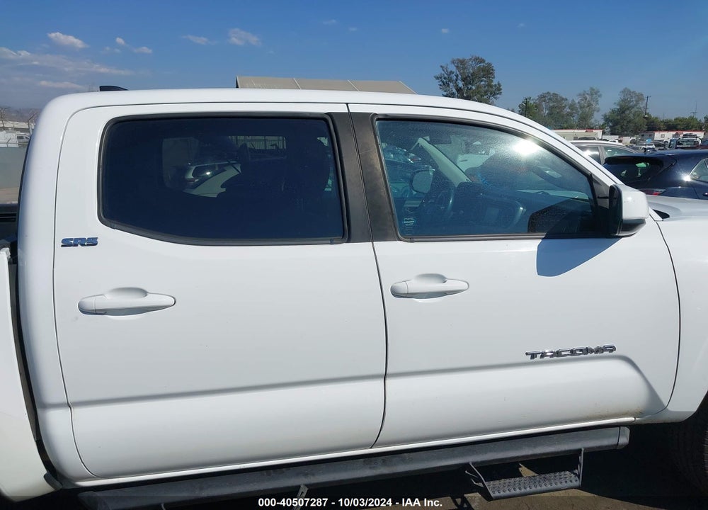 2018 TOYOTA TACOMA SR5 VIN: 5TFAX5GN4JX130404
