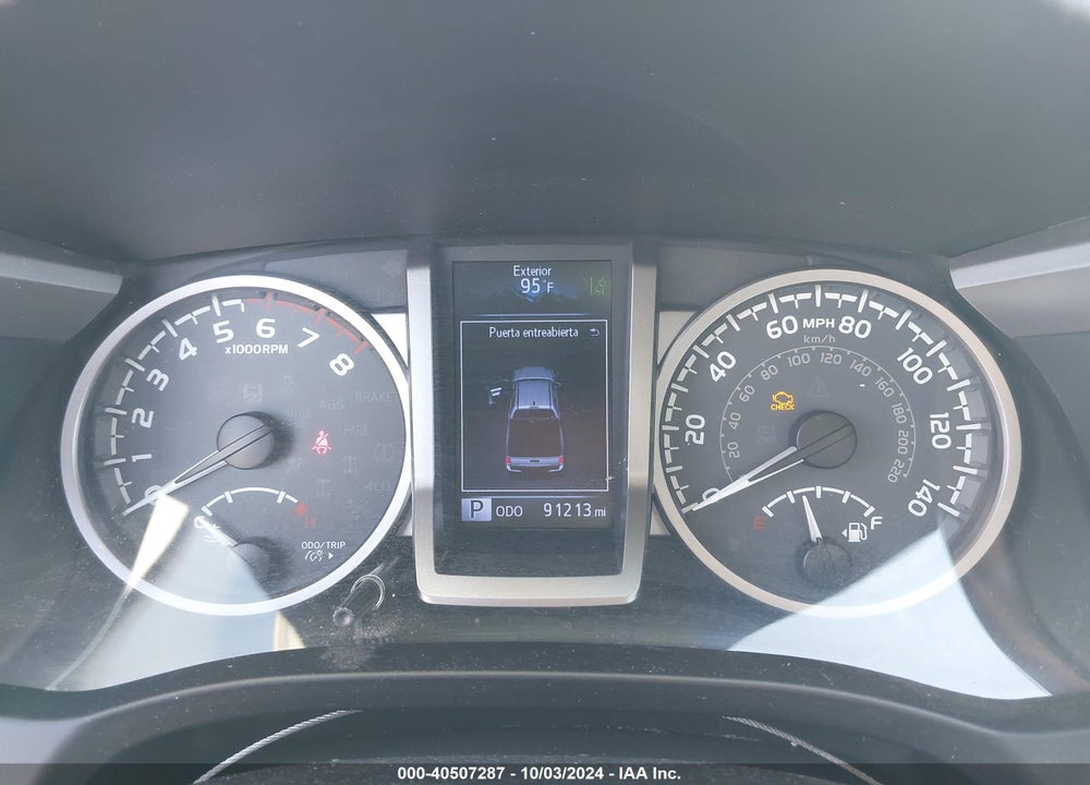 2018 TOYOTA TACOMA SR5 VIN: 5TFAX5GN4JX130404