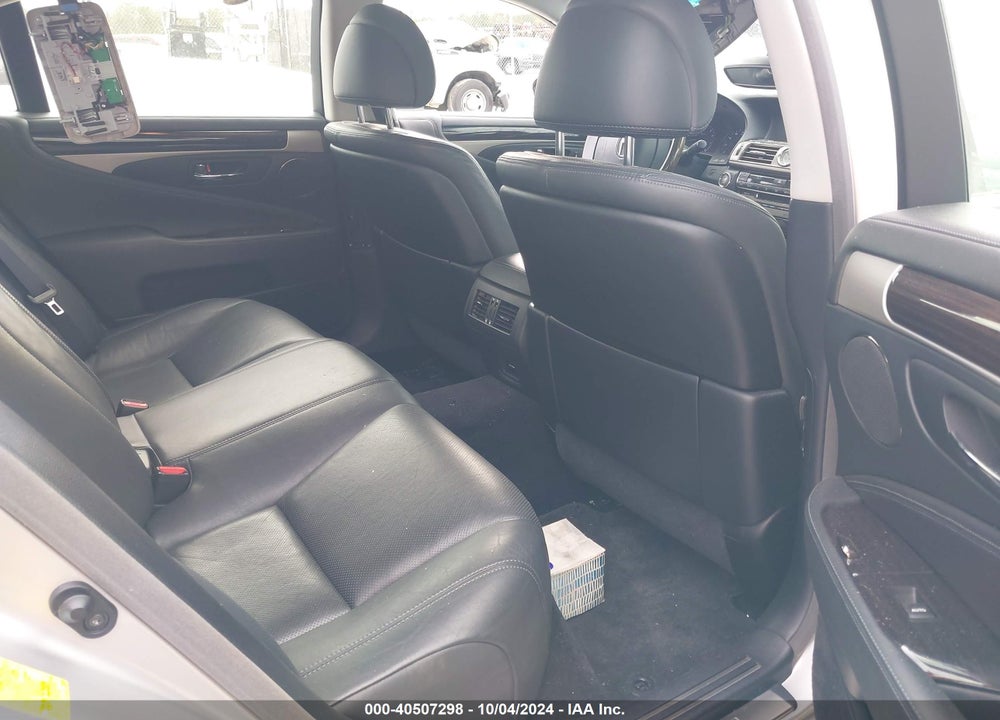 2015 LEXUS LS 460 VIN: JTHBL5EF4F5133557