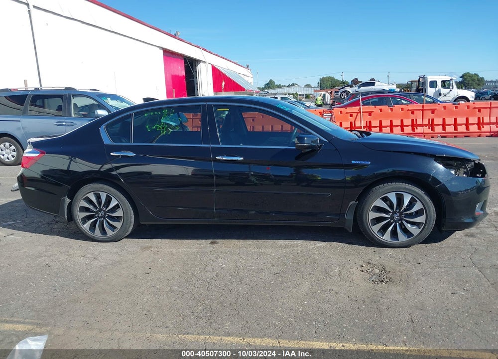 2015 HONDA ACCORD HYBRID EX-L VIN: 1HGCR6F52FA003124