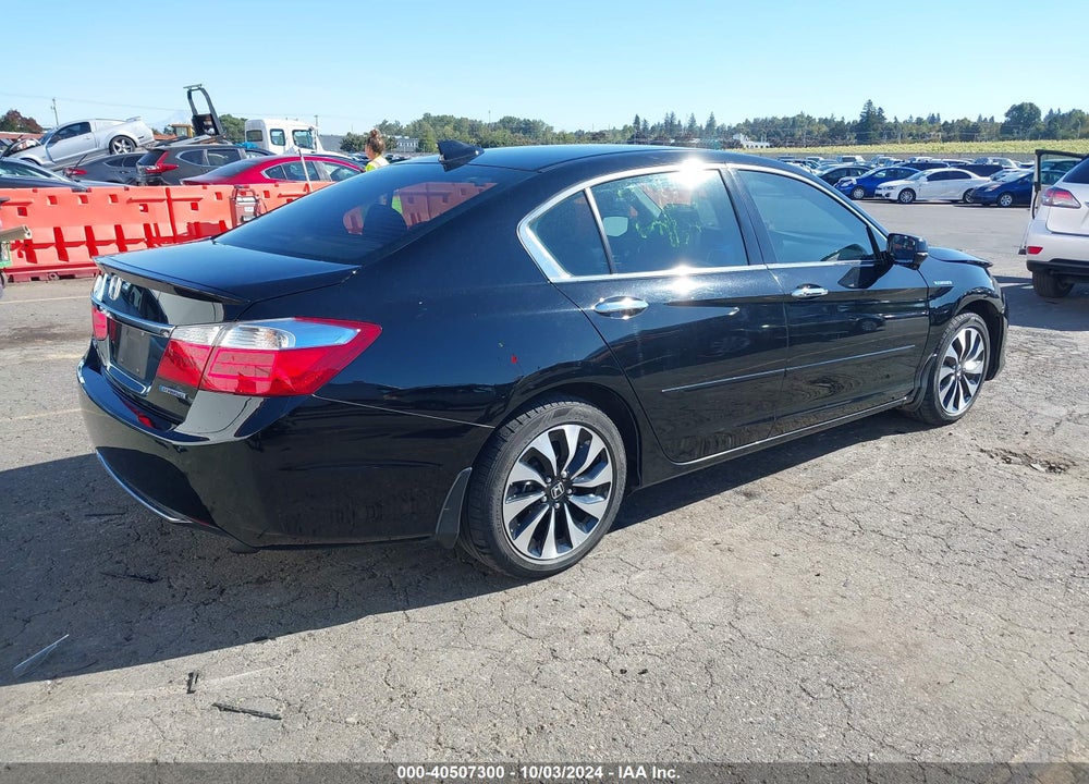 2015 HONDA ACCORD HYBRID EX-L VIN: 1HGCR6F52FA003124