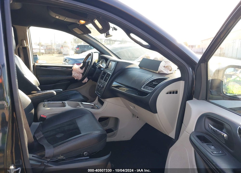 2016 DODGE GRAND CARAVAN SXT VIN: 2C4RDGCG1GR277334