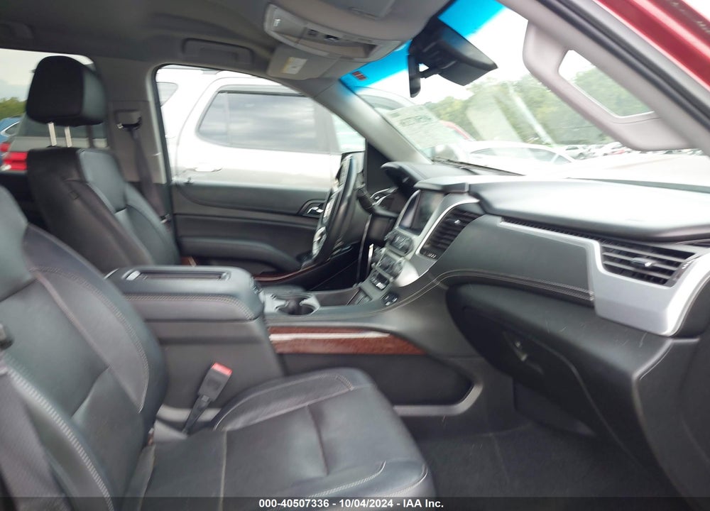 2017 GMC YUKON XL SLT VIN: 1GKS2GKC4HR181425