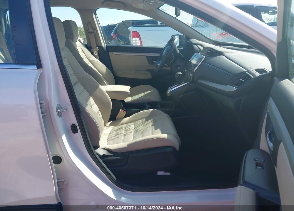 2018 HONDA CR-V LX VIN: 2HKRW5H34JH402416