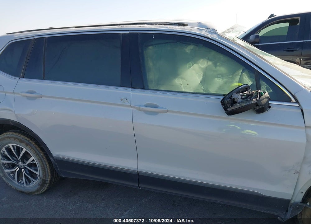 2018 VOLKSWAGEN TIGUAN 2.0T SE/2.0T SEL VIN: 3VV3B7AX5JM203994