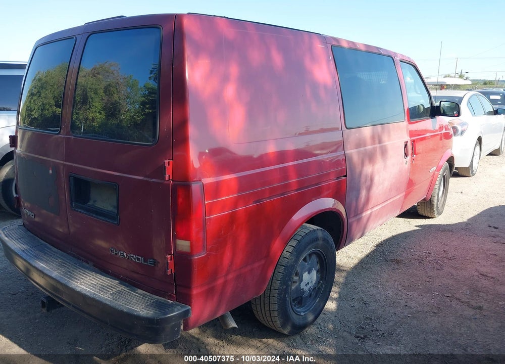 1999 CHEVROLET ASTRO VIN: 1GCDM19W1XB201780