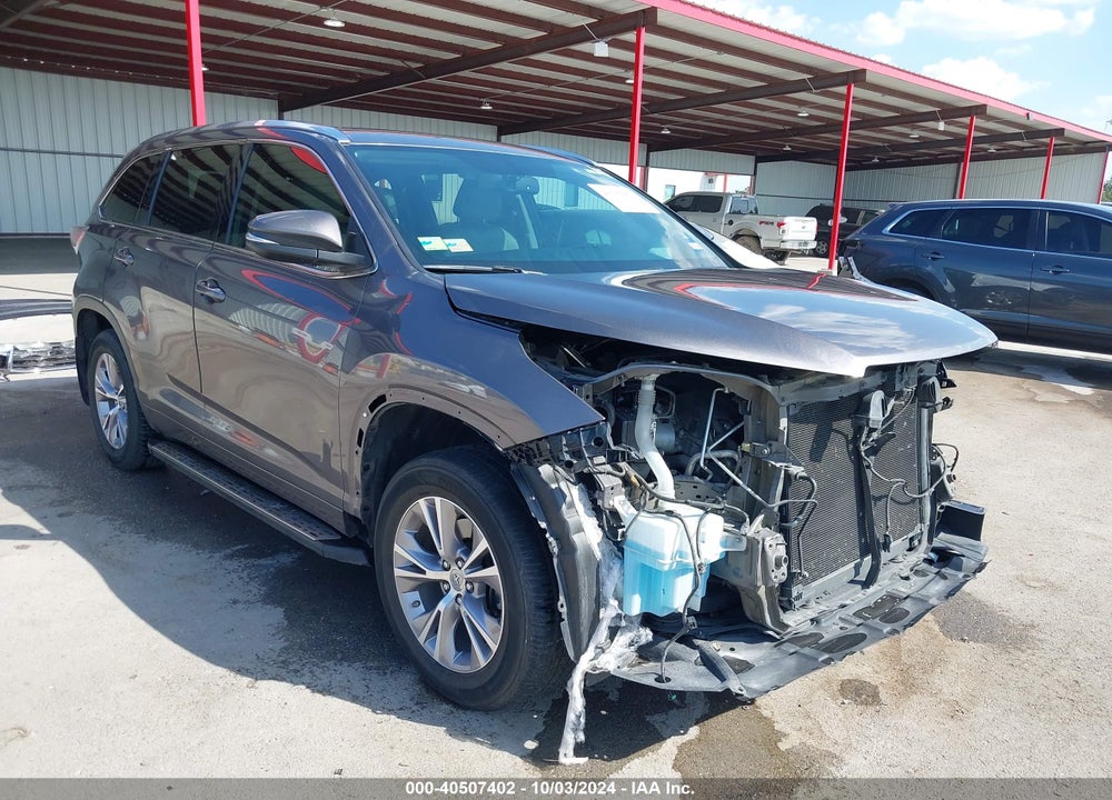 2015 TOYOTA HIGHLANDER XLE V6 VIN: 5TDKKRFH4FS100824