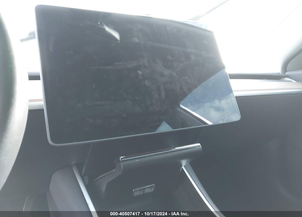 2019 TESLA MODEL 3 LONG RANGE/PERFORMANCE VIN: 5YJ3E1EB7KF194660