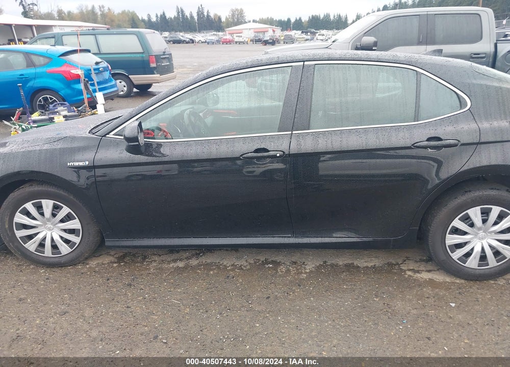 2021 TOYOTA CAMRY LE HYBRID VIN: 4T1C31AK3MU569560