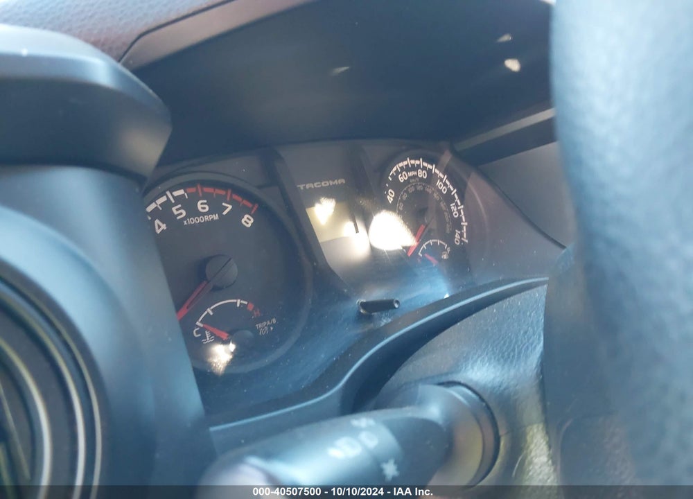 2017 TOYOTA TACOMA SR VIN: 5TFRX5GN8HX100125