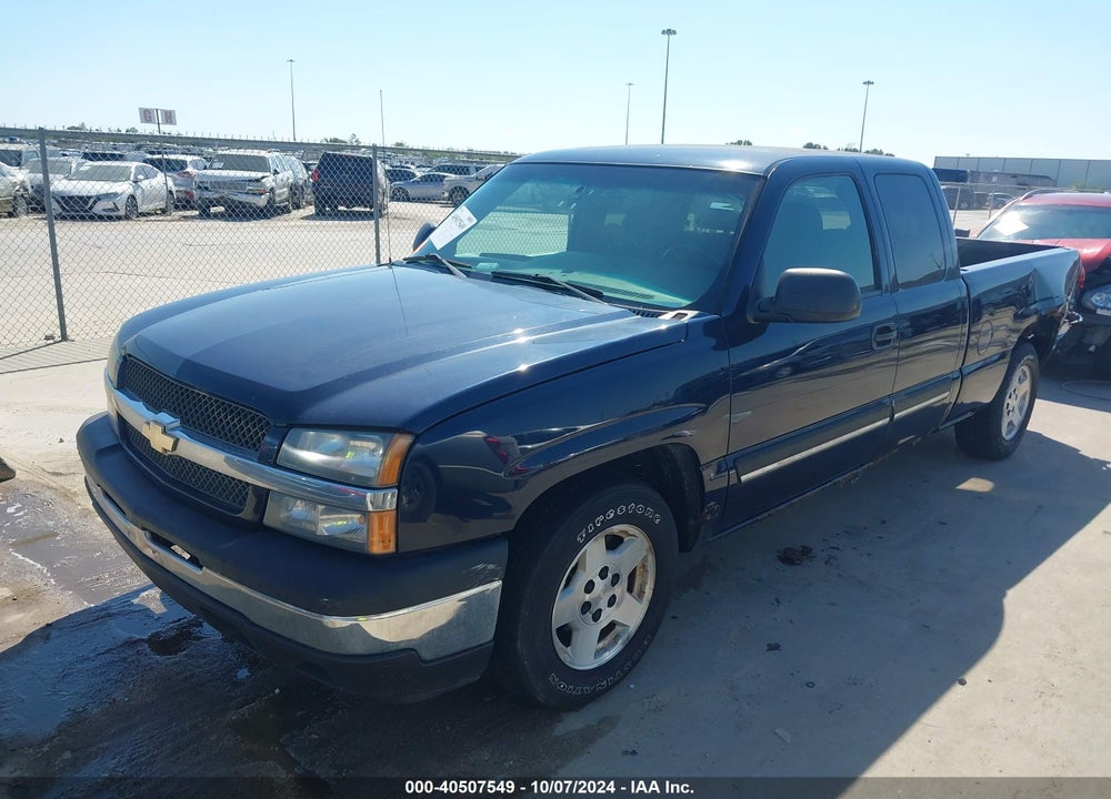 2005 CHEVROLET SILVERADO 1500 LS VIN: 2GCEC19TX51230348
