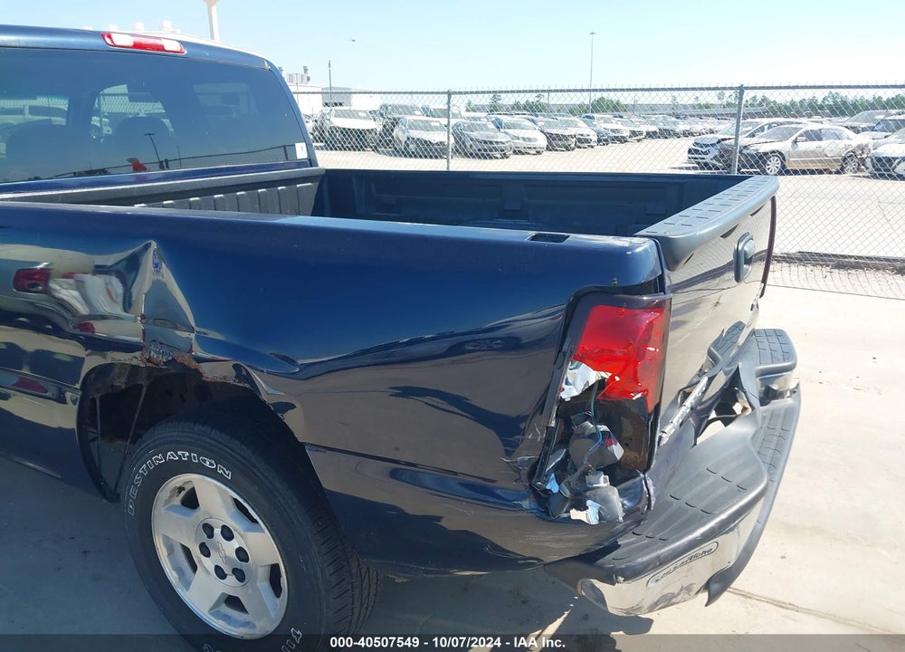 2005 CHEVROLET SILVERADO 1500 LS VIN: 2GCEC19TX51230348